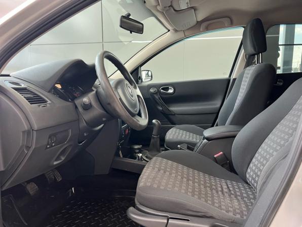 Renault Megane II Рестайлинг с пробегом 2006 года, цена 399 000 рублей, 220381 км, седан, Автокод Объявления