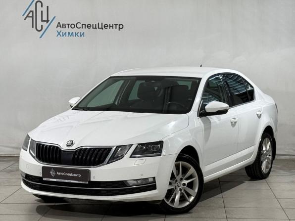Skoda Octavia III (A7) Рестайлинг с пробегом 2019 года, цена 1 699 800 рублей, 216000 км, лифтбек, Автокод Объявления