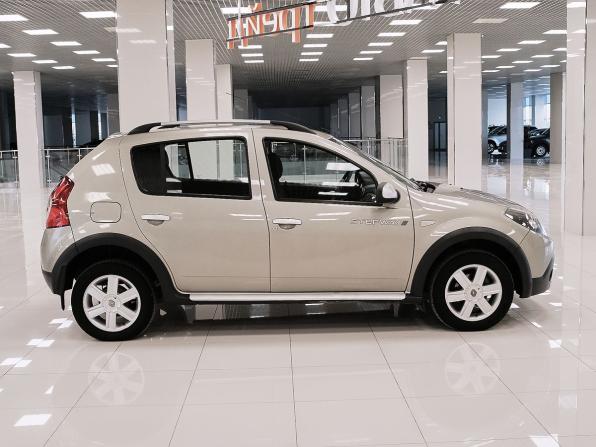 Renault Sandero I с пробегом 2012 года, цена 615 000 рублей, 119476 км, хэтчбек, Автокод Объявления