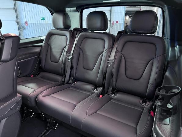 Mercedes-Benz V-Класс III (W447) Рестайлинг 2 с пробегом 2024 года, цена 10 899 000 рублей, 9692 км, минивэн, Автокод Объявления
