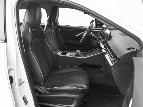 Omoda C5 I Рестайлинг с пробегом 2024 года, цена 1 690 000 рублей, 38192 км, внедорожник, Автокод Объявления