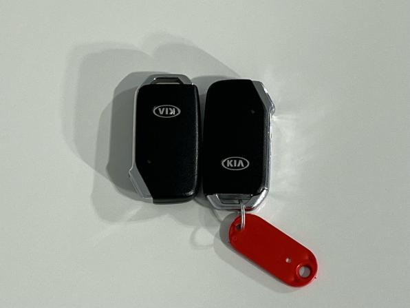 Kia K5 III с пробегом 2021 года, цена 2 163 000 рублей, 136494 км, седан, Автокод Объявления