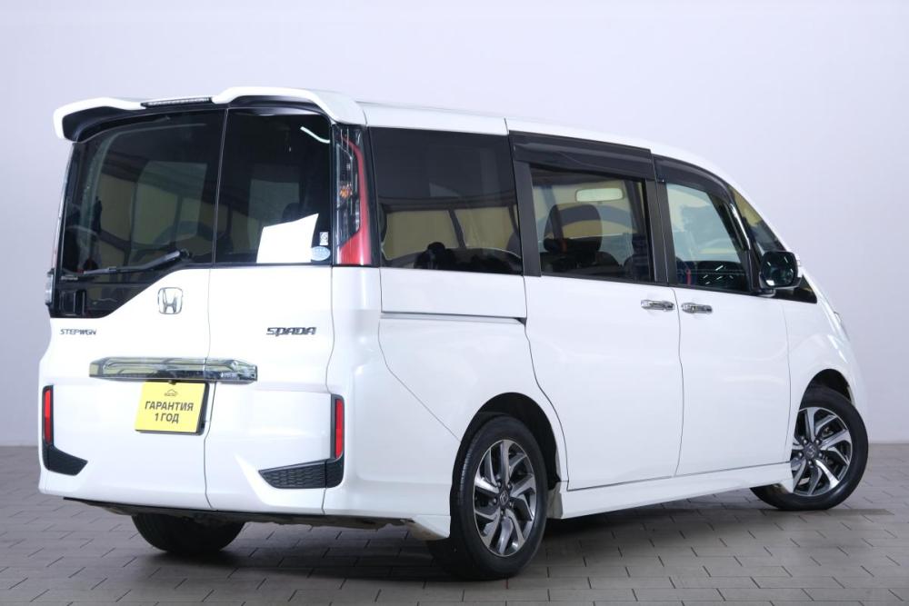 Honda Stepwgn V Омск  - изображение 7