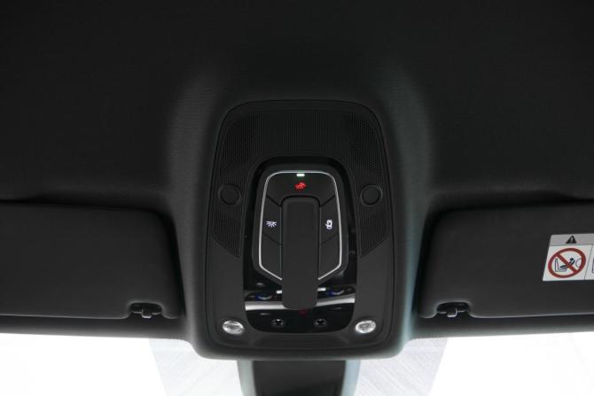 Audi A4 V (B9) Рестайлинг с пробегом 2021 года, цена 3 997 000 рублей, 71446 км, седан, Автокод Объявления