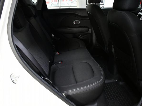 Kia Soul II Рестайлинг с пробегом 2018 года, цена 1 597 000 рублей, 102041 км, хэтчбек, Автокод Объявления