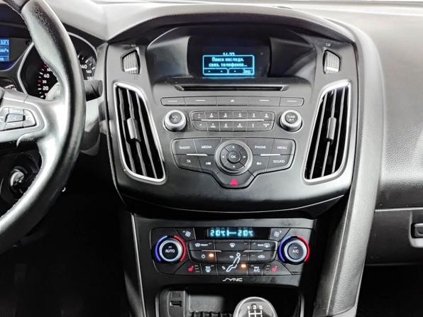 Ford Focus III Рестайлинг с пробегом 2017 года, цена 929 000 рублей, 221615 км, седан, Автокод Объявления