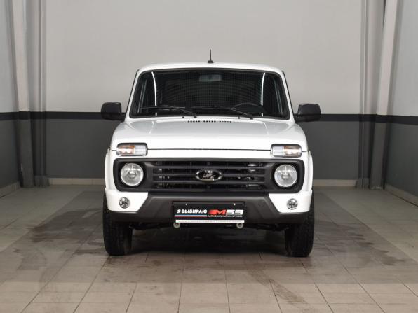 Lada (ВАЗ) Niva Legend с пробегом 2026 года, цена 1 179 995 рублей, 220 км, внедорожник, Автокод Объявления