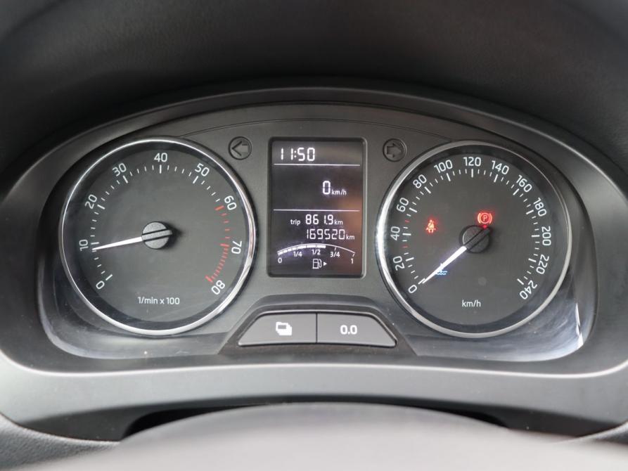Skoda Rapid I Москва  - изображение 15