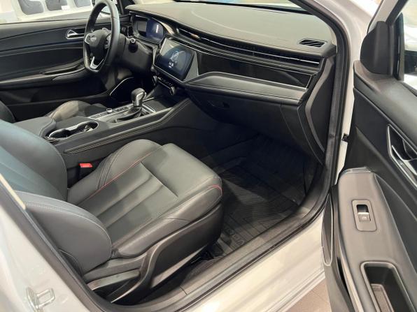 Omoda S5 с пробегом 2023 года, цена 1 540 000 рублей, 18400 км, седан, Автокод Объявления