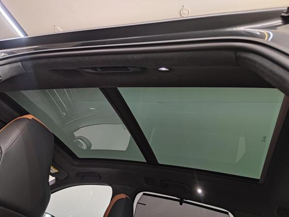 Audi SQ7 I (4M) Рестайлинг 2 с пробегом 2024 года, цена 17 900 000 рублей, 8400 км, внедорожник, Автокод Объявления