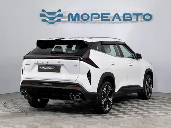 Geely Atlas II с пробегом 2023 года, цена 2 575 000 рублей, 27000 км, внедорожник, Автокод Объявления