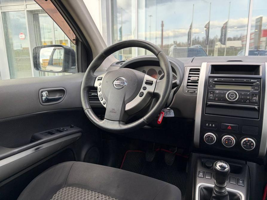 Nissan X-Trail II Санкт-Петербург  - изображение 6
