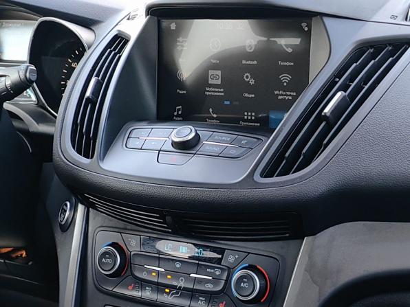 Ford Escape III Рестайлинг с пробегом 2018 года, цена 1 329 000 рублей, 137000 км, внедорожник, Автокод Объявления
