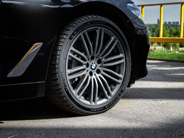 BMW 5 серии VII (G30/G31/G38) с пробегом 2019 года, цена 5 500 000 рублей, 63050 км, универсал, Автокод Объявления