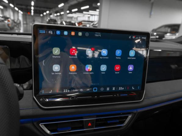 Volkswagen Tiguan III (China Market) с пробегом 2026 года, цена 5 000 000 рублей, 26 км, внедорожник, Автокод Объявления