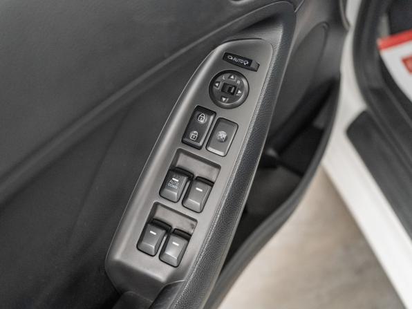 Kia K3 I Рестайлинг с пробегом 2017 года, цена 1 025 000 рублей, 160000 км, седан, Автокод Объявления