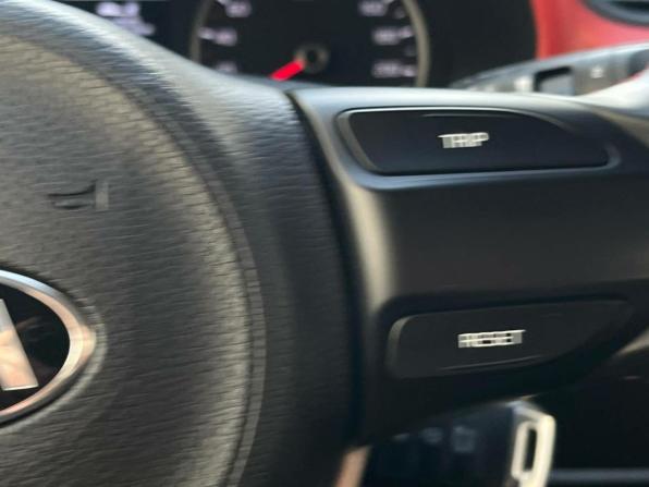 Kia Rio IV Рестайлинг с пробегом 2021 года, цена 1 659 000 рублей, 96958 км, хэтчбек, Автокод Объявления