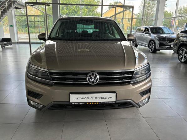 Volkswagen Tiguan II с пробегом 2017 года, цена 2 695 000 рублей, 99000 км, внедорожник, Автокод Объявления