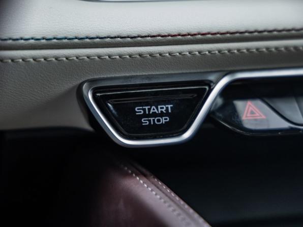 Geely Monjaro I с пробегом 2023 года, цена 3 238 000 рублей, 55200 км, внедорожник, Автокод Объявления