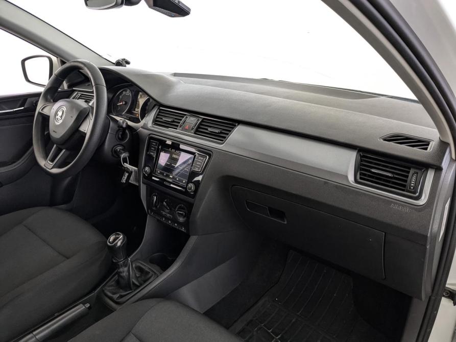 Skoda Rapid I Рестайлинг Москва  - изображение 11