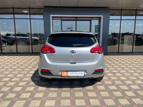 Kia Ceed II с пробегом 2015 года, цена 795 000 рублей, 85959 км, хэтчбек, Автокод Объявления