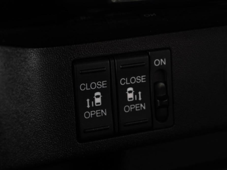 Honda Stepwgn V Рестайлинг Тюмень  - изображение 19
