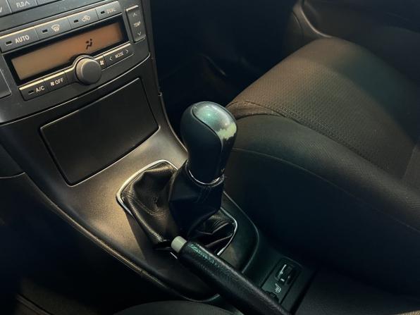 Toyota Avensis II Рестайлинг с пробегом 2008 года, цена 680 000 рублей, 392679 км, седан, Автокод Объявления