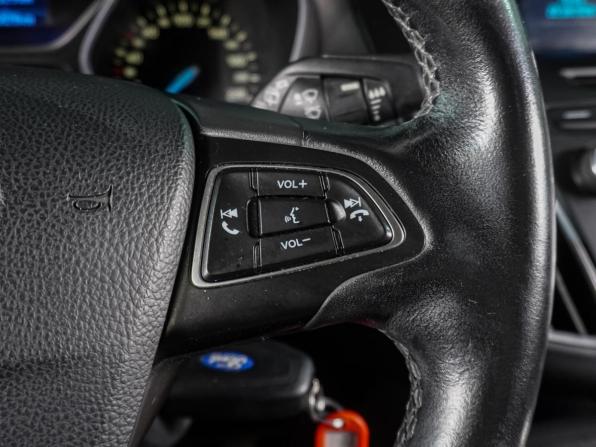 Ford Focus III Рестайлинг с пробегом 2016 года, цена 1 009 000 рублей, 166820 км, хэтчбек, Автокод Объявления