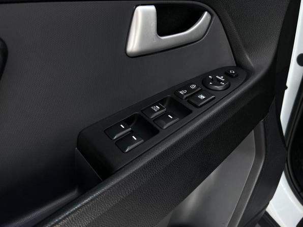Kia Sportage III с пробегом 2013 года, цена 1 390 000 рублей, 175646 км, внедорожник, Автокод Объявления