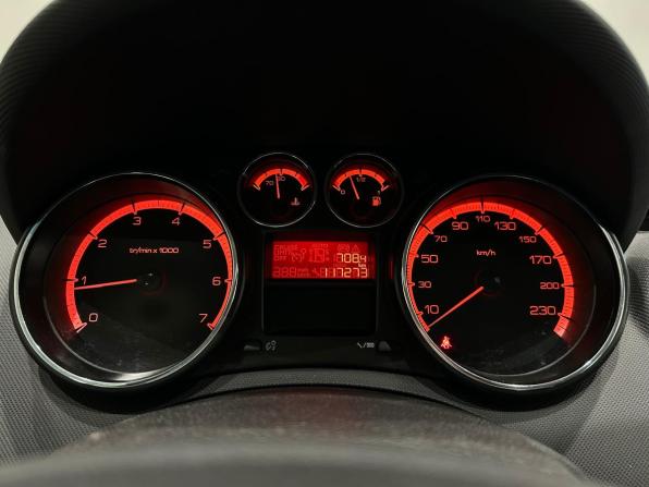 Peugeot 408 I Рестайлинг с пробегом 2019 года, цена 979 000 рублей, 117270 км, седан, Автокод Объявления