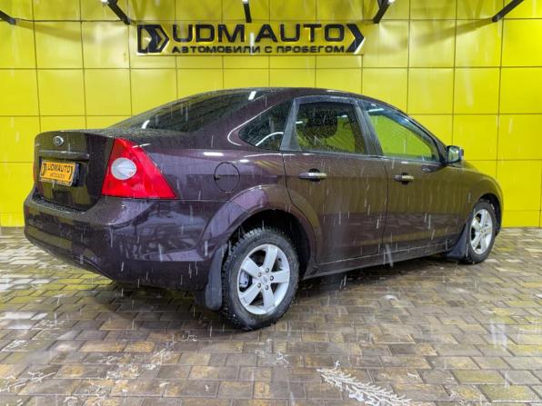 Ford Focus II Рестайлинг с пробегом 2010 года, цена 525 000 рублей, 180000 км, седан, Автокод Объявления