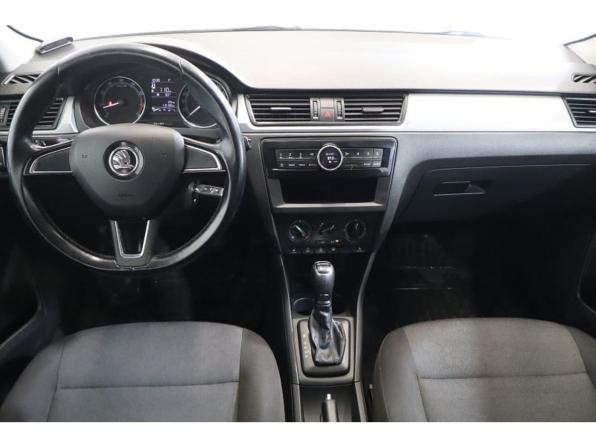 Skoda Rapid I Рестайлинг с пробегом 2019 года, цена 1 339 000 рублей, 110101 км, лифтбек, Автокод Объявления