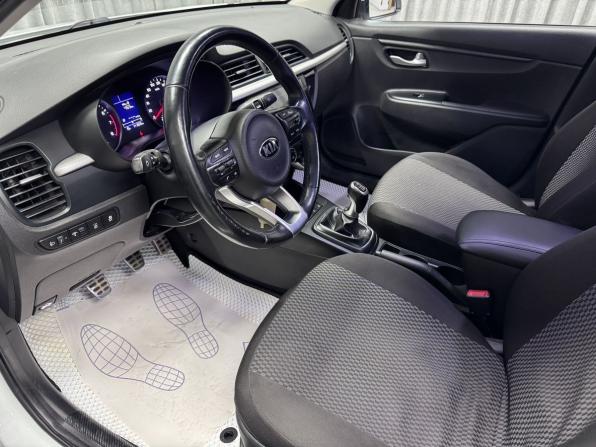 Kia Rio IV с пробегом 2017 года, цена 1 020 000 рублей, 141669 км, седан, Автокод Объявления