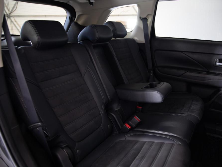 Mitsubishi Outlander III Рестайлинг 3 Санкт-Петербург  - изображение 12