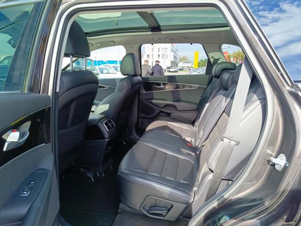 Kia Sorento III Prime Рестайлинг с пробегом 2018 года, цена 2 999 995 рублей, 34486 км, внедорожник, Автокод Объявления