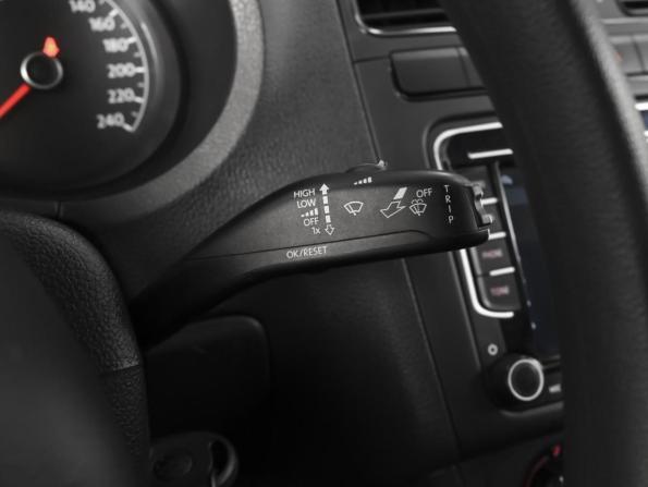 Volkswagen Polo V Рестайлинг с пробегом 2018 года, цена 1 148 000 рублей, 86630 км, седан, Автокод Объявления