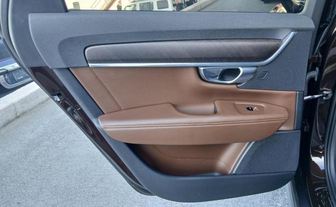 Volvo V90 Cross Country I с пробегом 2017 года, цена 3 334 000 рублей, 92740 км, универсал, Автокод Объявления