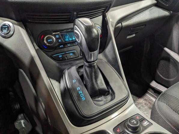 Ford Kuga II Рестайлинг с пробегом 2016 года, цена 1 445 000 рублей, 211500 км, внедорожник, Автокод Объявления