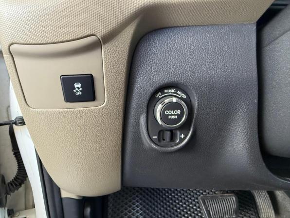 Kia Soul I Рестайлинг с пробегом 2012 года, цена 687 000 рублей, 206000 км, хэтчбек, Автокод Объявления
