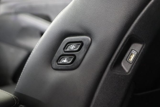 Kia Sorento IV с пробегом 2021 года, цена 3 549 990 рублей, 115271 км, внедорожник, Автокод Объявления