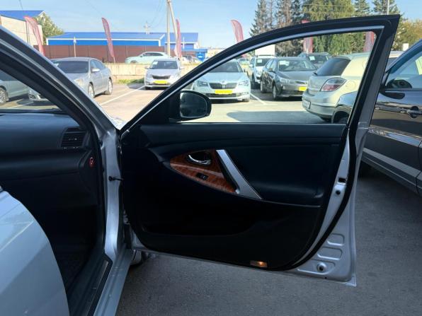 Toyota Camry VI (XV40) Рестайлинг с пробегом 2011 года, цена 1 230 000 рублей, 197393 км, седан, Автокод Объявления