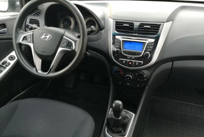Hyundai Solaris I с пробегом 2012 года, цена 570 000 рублей, 240348 км, седан, Автокод Объявления