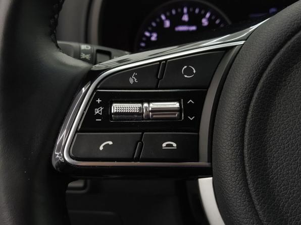 Kia Sportage IV Рестайлинг с пробегом 2021 года, цена 2 760 000 рублей, 52603 км, внедорожник, Автокод Объявления