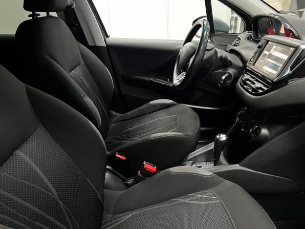 Peugeot 208 I с пробегом 2013 года, цена 650 000 рублей, 123739 км, хэтчбек, Автокод Объявления