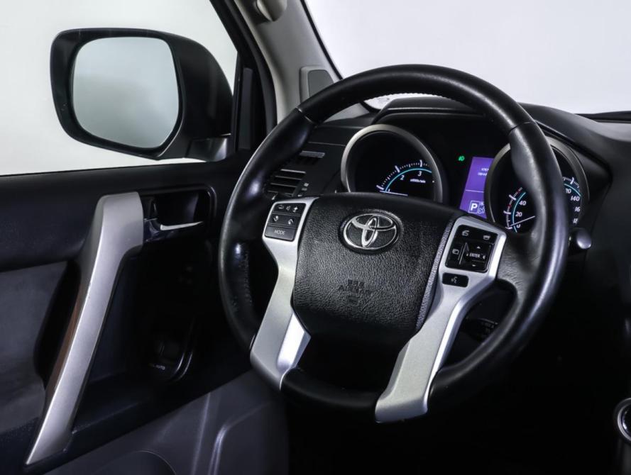 Toyota Land Cruiser Prado 150 Series Рестайлинг 1 Москва  - изображение 12