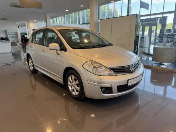 Nissan Tiida I Рестайлинг с пробегом 2010 года, цена 750 000 рублей, 201543 км, хэтчбек, Автокод Объявления