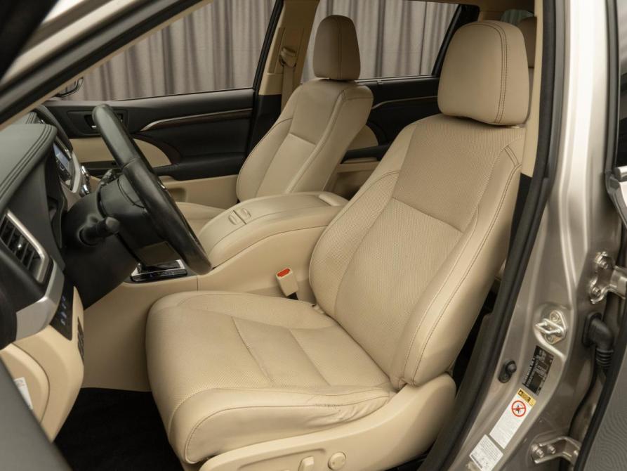 Toyota Highlander III (XU50) Москва  - изображение 9