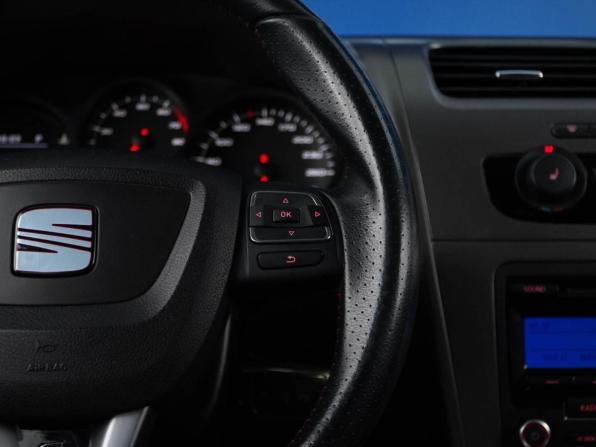 SEAT Leon II Рестайлинг с пробегом 2012 года, цена 1 450 000 рублей, 129943 км, хэтчбек, Автокод Объявления