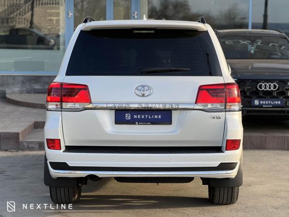 Toyota Land Cruiser 200 Series Рестайлинг 2 с пробегом 2020 года, цена 8 690 000 рублей, 123000 км, внедорожник, Автокод Объявления