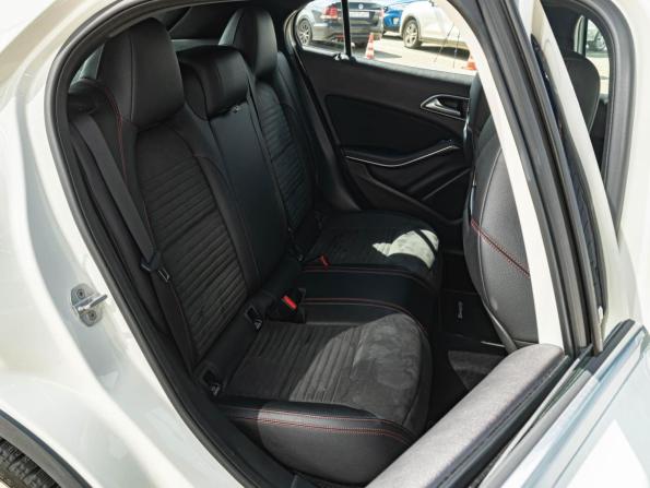 Mercedes-Benz GLA I (X156) Рестайлинг с пробегом 2017 года, цена 2 620 000 рублей, 99771 км, внедорожник, Автокод Объявления
